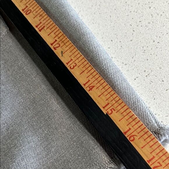 Haband Vintage Fit-Forever Classic Gray Cut Off Shorts Tagged 34 Fit 32 - Picture 8 of 10